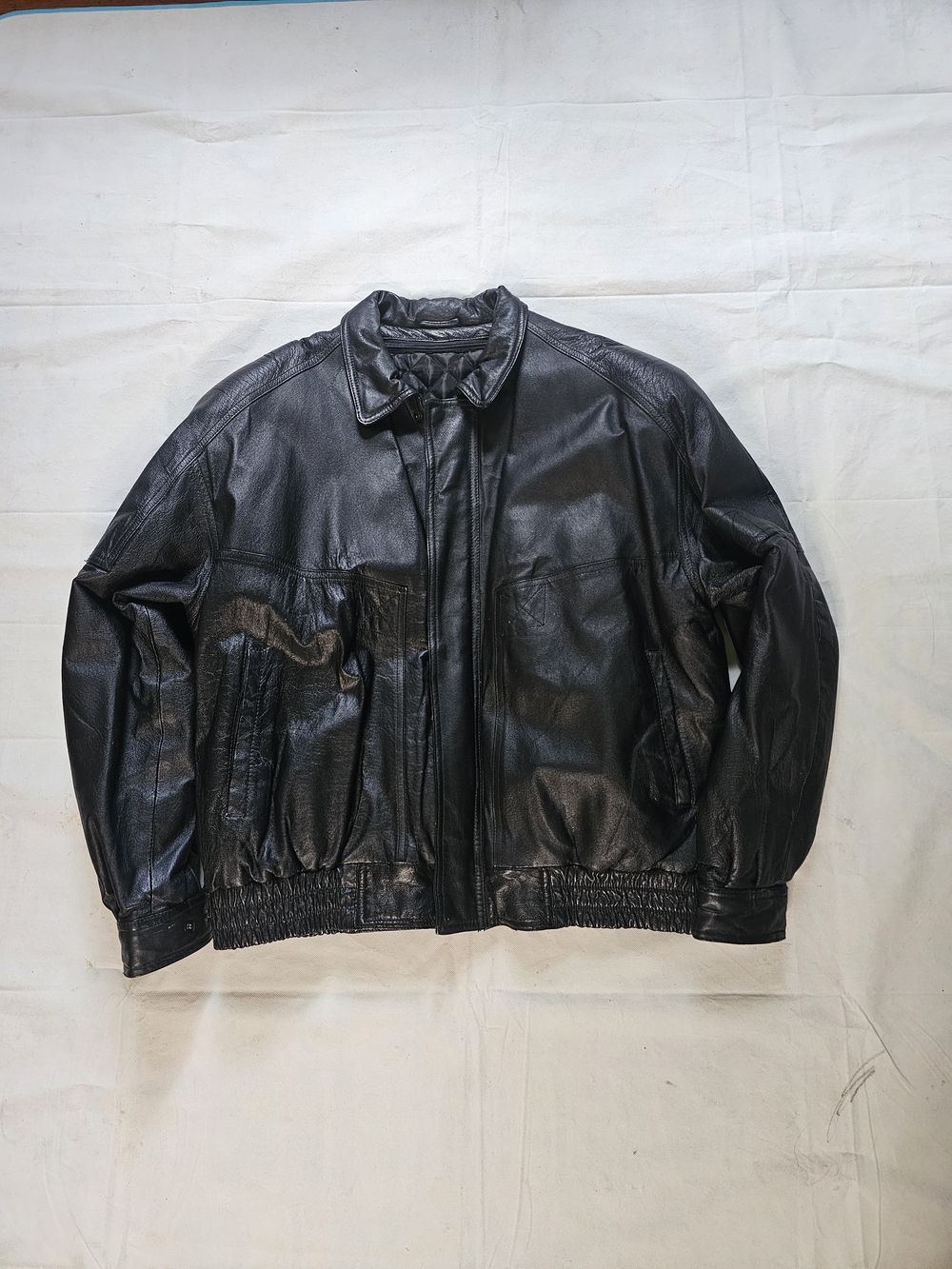 Men's Black Leather Bomber Jacket - Classic Casual